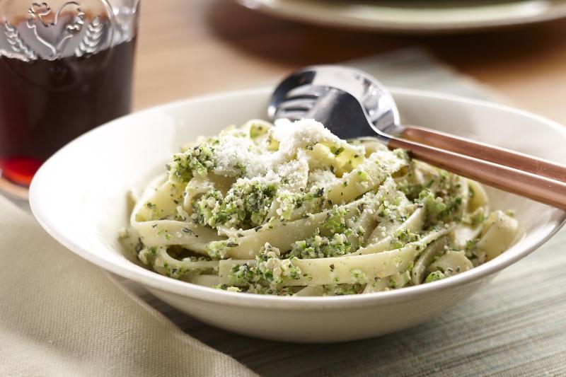 Broccoli Pesto Fettuccine - Durkee